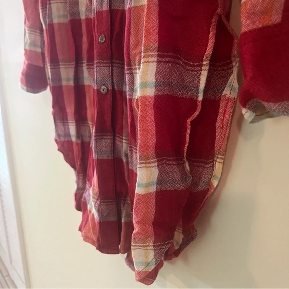 ANTHRO AKEMI + KIN Lucie Plaid Red Flannel Longlined Buttondown Top Tunic - Picture 5 of 10